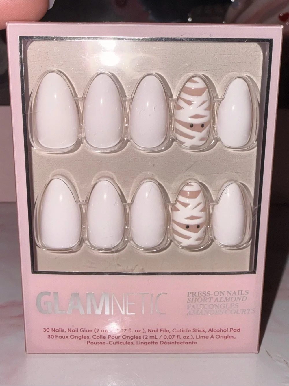Glamnetic “Wrapped Up” Short Almond Press-On Nails